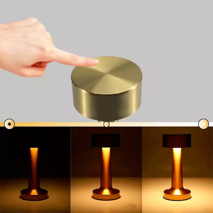 آباژور لمسی رومیزی رزگلد